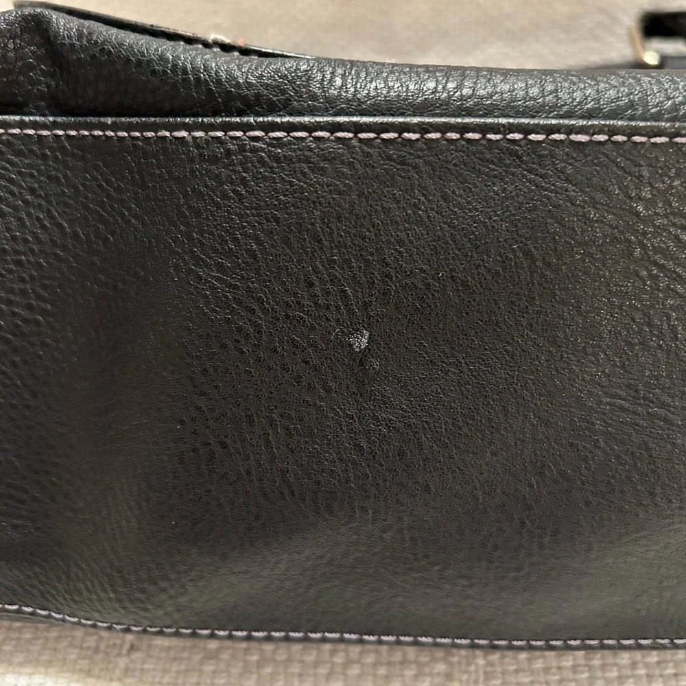 LIZ CLAIBORNE Black Handbag